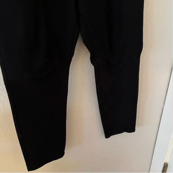 So Slimming By Chico’s Peyton Pants in Black (1 Short) - Picture 3 of 8